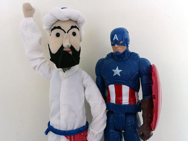 篮球队玩偶（当美队遇见他会怎样）(13)