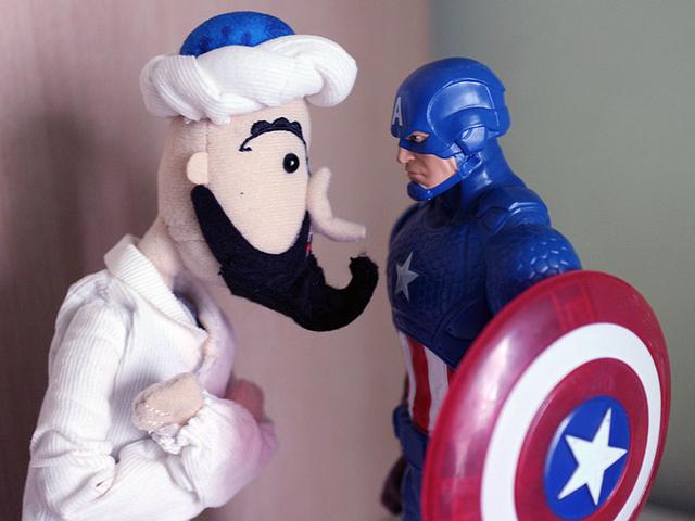 篮球队玩偶（当美队遇见他会怎样）(5)