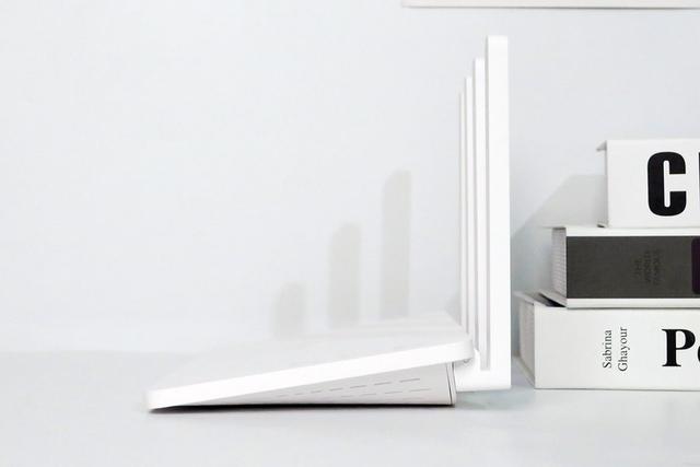 荣耀路由器4pro优缺点（荣耀路由4Pro评测稳定不卡顿）(7)