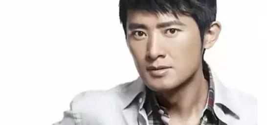 长江商学院简历(明星和富豪们都往里扎堆)(3)