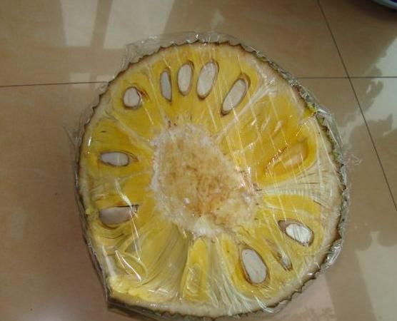 菠萝蜜切一半还能放熟吗