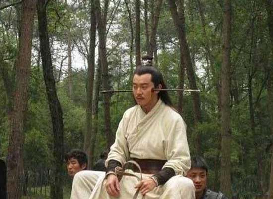 孙策是被谁杀的(孙策真实死因)