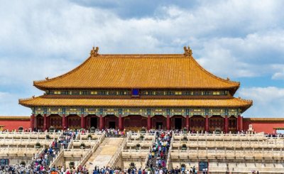 ​中国古代建筑屋顶形式-庑殿顶，造型大气舒展，威严庄重