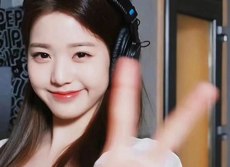 双鱼座-沉睡人偶：爱情的疯狂与恋爱的种种