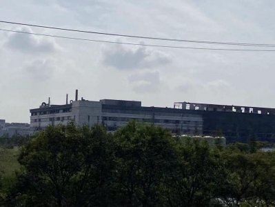 ​上海金山厂房大火8人遇难：两名消防员评为烈士，电子厂存较大安全隐患