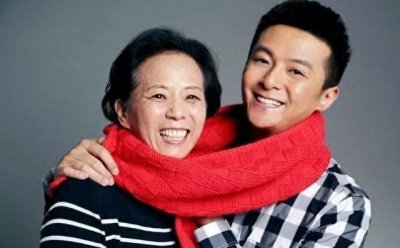 ​朱雨辰：被亲妈极致保护45岁无人嫁，凭实力痛失汤唯又负姜妍