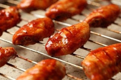 ​姥爷教的烤鸡翅，秘制腌料，不要太贪嘴哦！