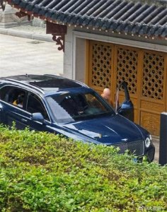 ​阿弥陀佛，原来小僧是“代驾小哥”！