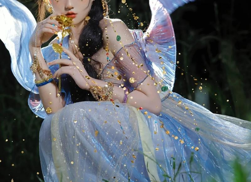 不会吧，都30岁了，还有人玩暗恋那套啊