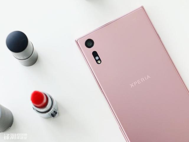 今年最流行几款手机（出街回头率百分百的5款热门手机）(16)