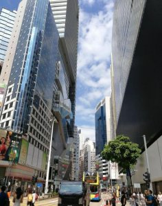 ​去香港买什么东西便宜(香港购物买什么最划算)