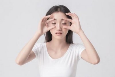 ​眼部护理的重要性及如何护理？眼部护理的重要性适合发朋友圈的