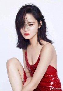 ​辛芷蕾：与宋慧乔相似的面容下的妖娆火辣与才华横溢