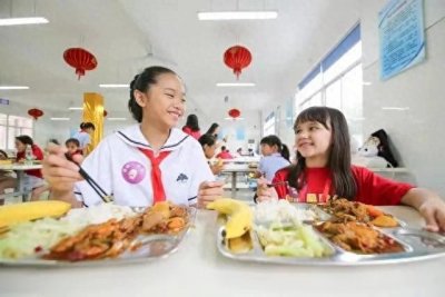 ​背景介绍：“民以食为天”，这句俗语道出了饮食对国人的重要性