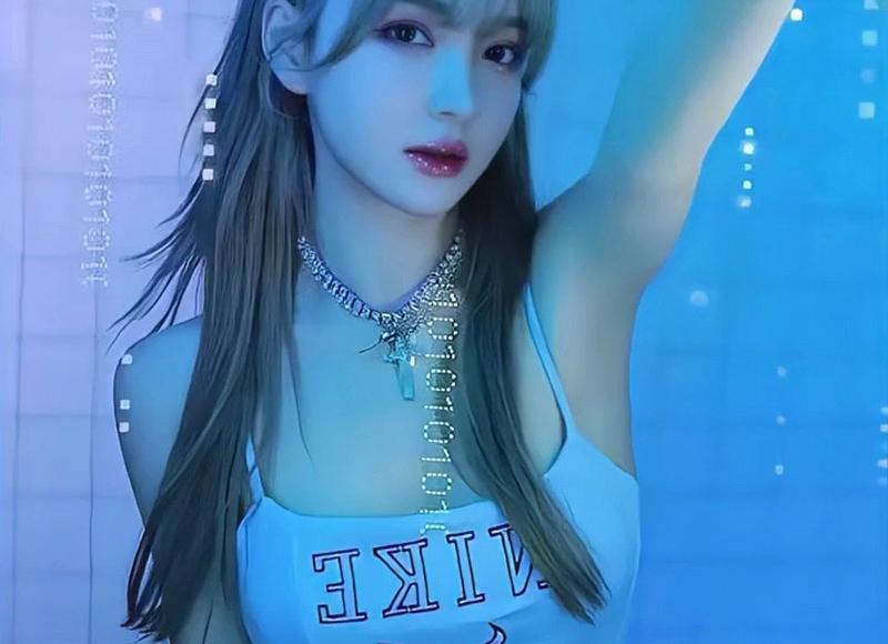 井柏然和付辛博（付辛博重听与井柏然旧作满面尴尬）