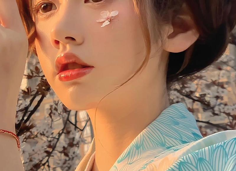 五根手指戴戒指的含义