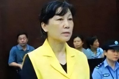 ​湖南蒋艳萍：纵欲迷人眼，四年牢狱孕重生，曾以色诱四十多名领导