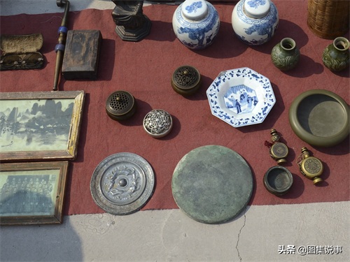 古人使用的镜子啥样子？实拍小城大集上的“古铜镜”，真假难辨