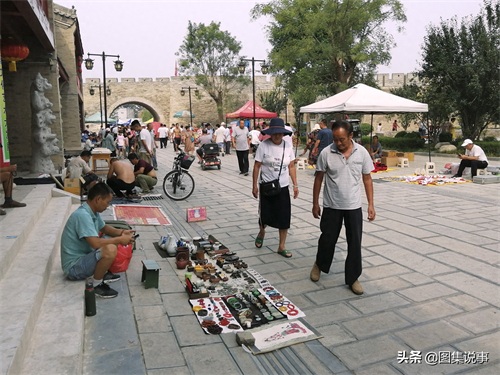 古人使用的镜子啥样子？实拍小城大集上的“古铜镜”，真假难辨