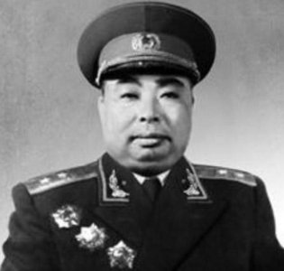 ​吴法宪被称为“草包司令”，反抗：林彪用过坏人，绝没用过草包！