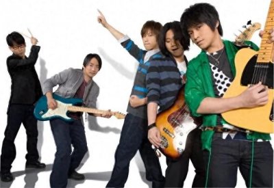 ​五月天主唱阿信回应假唱风波，强调真唱感动人心