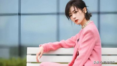 ​爆料，深夜万茜丈夫与神秘女子在酒店密约，疑云重重