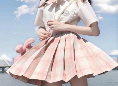 ​烟火里谋生工作里谋爱(烟火里谋生文字里谋心)