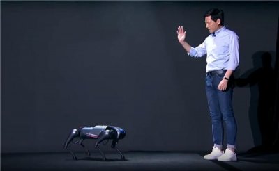 9999元！小米“铁蛋”机器狗能干翻美国54万的波士顿机器狗吗？